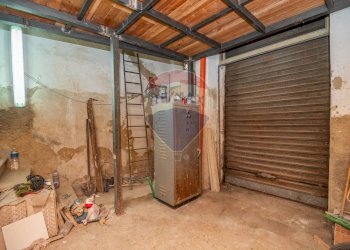 Non correlato - Quadrilocale via romano
 
11-13, Caltagirone - foto 15