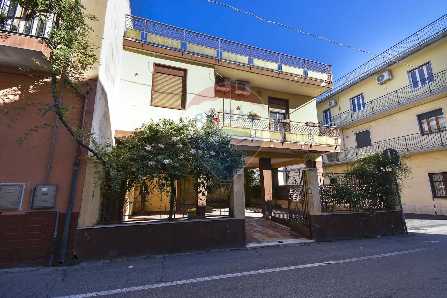 Edificio all\'aperto - Casa indipendente Via Ulivi
 
73, San Gregorio di Catania - foto 3