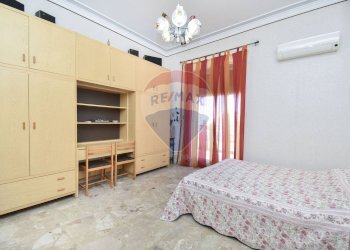 Camera / camera da letto - Casa indipendente Via Ulivi
 
73, San Gregorio di Catania - foto 30