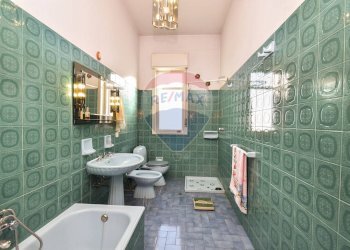 Bagno - Casa indipendente Via Ulivi
 
73, San Gregorio di Catania - foto 39
