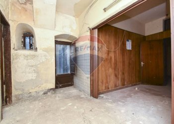 Ricezione / Lobby - Casa indipendente Via Meli
 
15, Giarre - foto 1