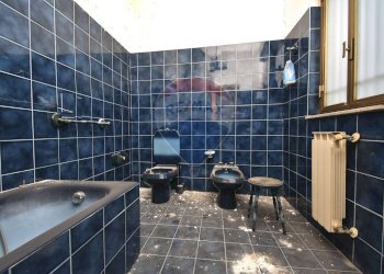 Bagno - Casa indipendente Via Meli
 
15, Giarre - foto 40