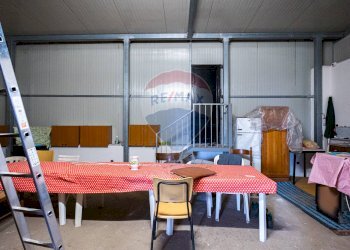 Sala da pranzo - Terreno agricolo Via Reitana
 
45, Aci Catena - foto 7