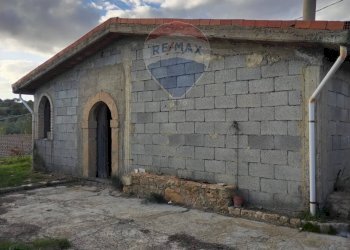 Casa all\'aperto - Villa Contrada Gatta
 
snc, Mirabella Imbaccari - foto 2