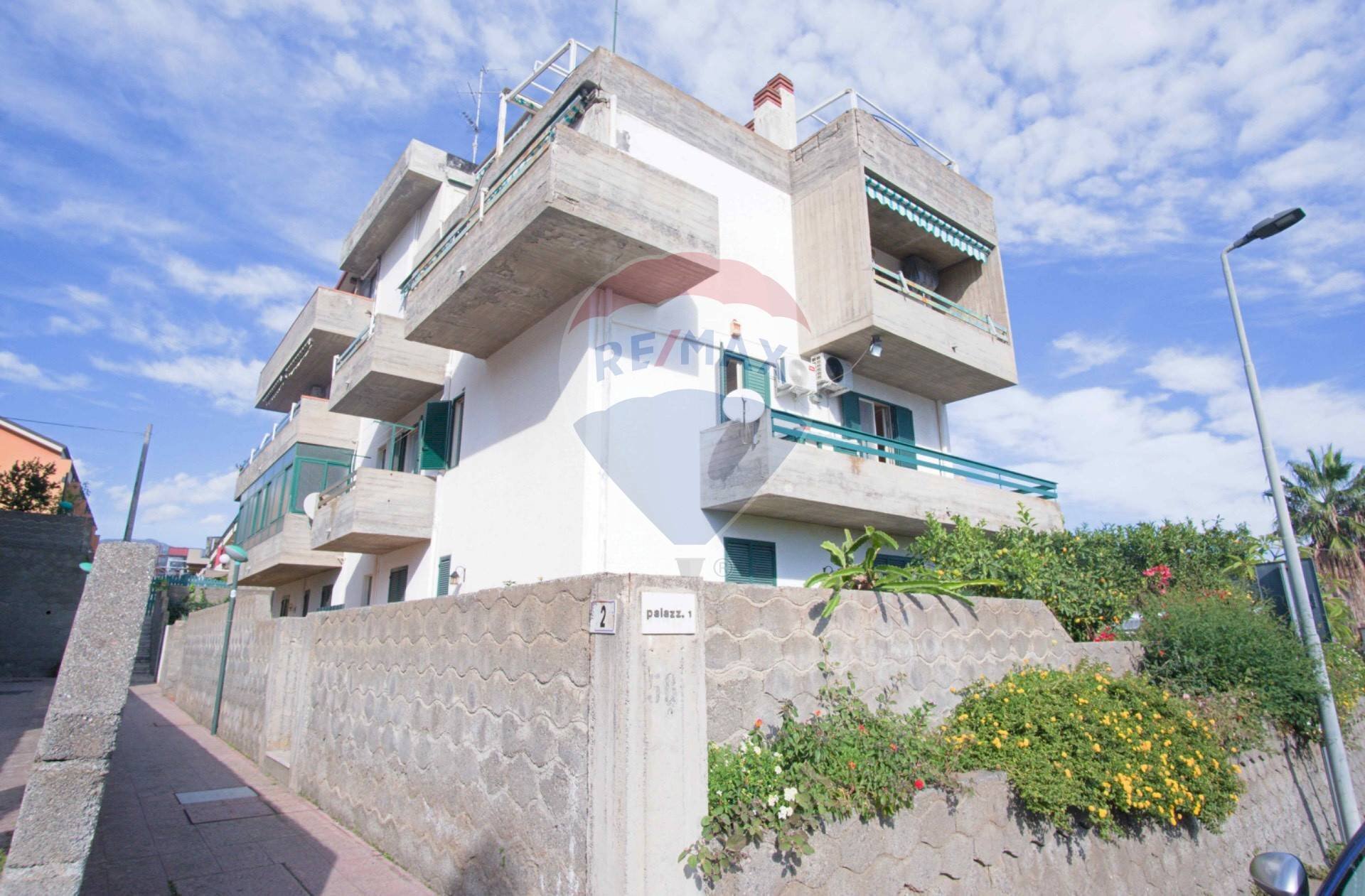 Edificio all\'aperto - Trilocale Via Falcone e Borsellino
 
2, Nizza di Sicilia - foto 1