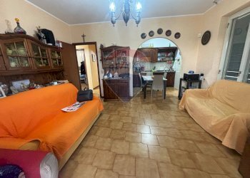 Sala da pranzo - Trilocale Via Falcone e Borsellino
 
2, Nizza di Sicilia - foto 12