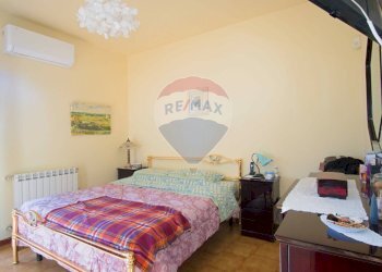 Camera / camera da letto - Trilocale Via Falcone e Borsellino
 
2, Nizza di Sicilia - foto 42