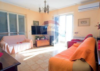 Soggiorno - Trilocale Via Falcone e Borsellino
 
2, Nizza di Sicilia - foto 63