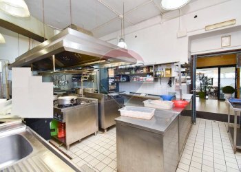 Cucina - Locale Commerciale Viale Jonio
 
12, Acireale - foto 17