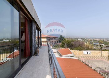 Balcone - Locale Commerciale Viale Jonio
 
12, Acireale - foto 19