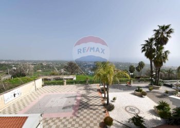 Edificio all\'aperto - Locale Commerciale Viale Jonio
 
12, Acireale - foto 21