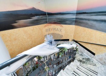 Scale - Locale Commerciale Viale Jonio
 
12, Acireale - foto 26