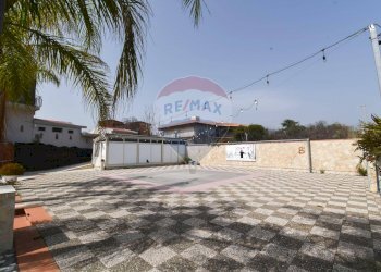 Terrazza - Locale Commerciale Viale Jonio
 
12, Acireale - foto 45