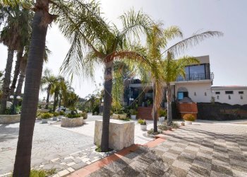 Edificio all\'aperto - Locale Commerciale Viale Jonio
 
12, Acireale - foto 46