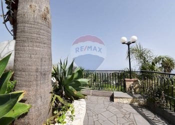 Terrazza - Locale Commerciale Viale Jonio
 
12, Acireale - foto 63