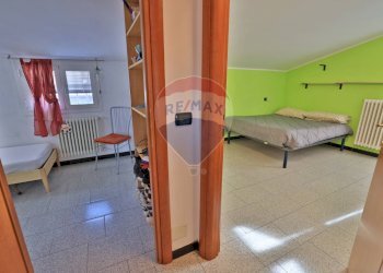 Camera / camera da letto - Quadrilocale via Monte Bianco
 
27, Novate Milanese - foto 16