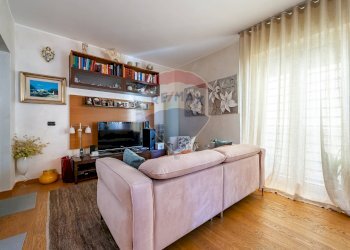 Soggiorno - Independent house Via Dante Alighieri
 
4, Modugno - photo 9