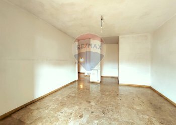 Stanza vuota - Quadrilocale Via Gaetano Amati
 
115, Venaria Reale - foto 4