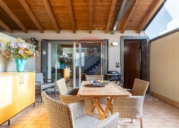 Sala da pranzo - Attico don pietro ponti
 
17, Besana in Brianza - foto 1