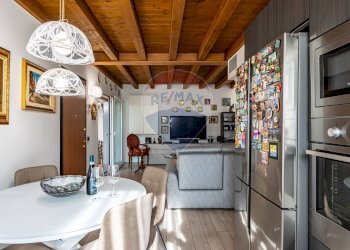 Sala da pranzo - Attico don pietro ponti
 
17, Besana in Brianza - foto 18