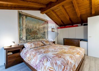 Camera / camera da letto - Attico don pietro ponti
 
17, Besana in Brianza - foto 26