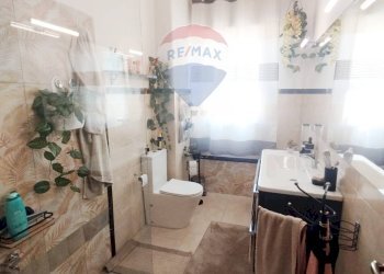 Bagno - Appartamento Via Nervesa Della Battaglia
 
2, Catania - foto 6