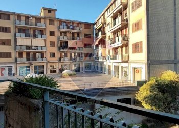 Balcone - Appartamento VIA TENENTE GIUSEPPE CATALDO
 
12, Caltagirone - foto 1