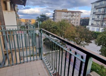 Balcone - Appartamento VIA TENENTE GIUSEPPE CATALDO
 
12, Caltagirone - foto 30