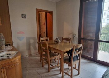 Sala da pranzo - Appartamento VIA TENENTE GIUSEPPE CATALDO
 
12, Caltagirone - foto 18