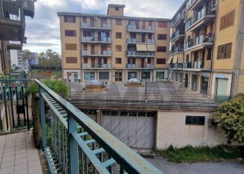 Balcone - Appartamento VIA TENENTE GIUSEPPE CATALDO
 
12, Caltagirone - foto 33