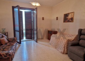 Soggiorno - Appartamento VIA TENENTE GIUSEPPE CATALDO
 
12, Caltagirone - foto 14