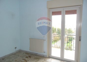 Stanza vuota - Appartamento Via Carnevale
 
9, Caltanissetta - foto 37