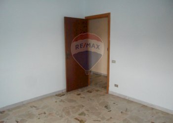 Stanza vuota - Appartamento Via Carnevale
 
9, Caltanissetta - foto 39