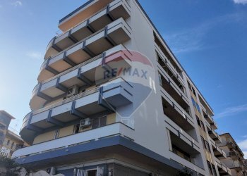 Edificio all\'aperto - Appartamento Via Edoardo Nicolardi
 
145, Napoli - foto 3
