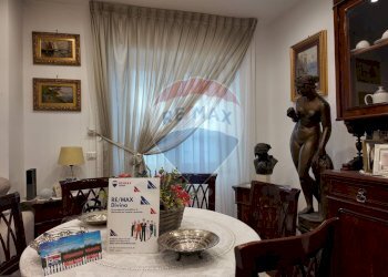 Sala da pranzo - Appartamento Via Edoardo Nicolardi
 
145, Napoli - foto 10