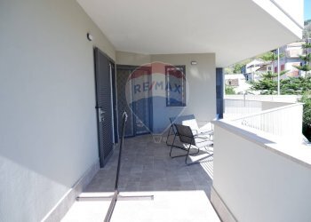 Terrazza - Quadrilocale Via Andrea Iannelli
 
41, Caserta - foto 32