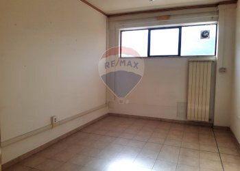 Stanza vuota - Ufficio Via Giuseppe Cacchi
 
8, L'Aquila - foto 13