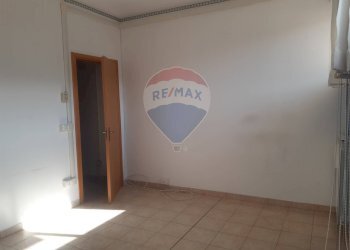 Stanza vuota - Ufficio Via Giuseppe Cacchi
 
8, L'Aquila - foto 15