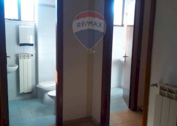 Hall / corridoio - Ufficio Via Giuseppe Cacchi
 
8, L'Aquila - foto 18