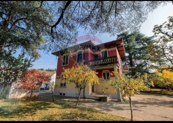 Casa all\'aperto - Villa via guglielmo marconi
 
3, Carobbio degli Angeli - foto 1