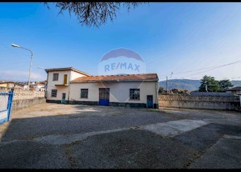 Casa all\'aperto - Laboratorio via guglielmo moroni
 
3, Carobbio degli Angeli - foto 2