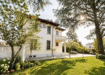 Casa all\'aperto - Villa guglielmo marconi
 
3, Carobbio degli Angeli - foto 10
