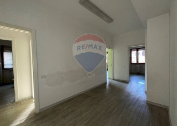 Stanza vuota - Office via Manara
 
5, Falconara Marittima - photo 4