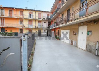 Edificio all\'aperto - Trilocale Ponte San Pietro - foto 1