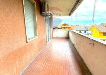 Terrazza - Quadrilocale VIA SANT'AMBROGIO
 
19/A, Romentino - foto 10