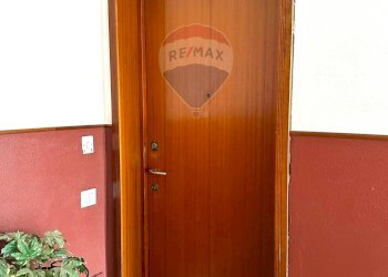 Hall / corridoio - Quadrilocale VIA SANT'AMBROGIO
 
19/A, Romentino - foto 16