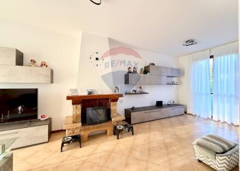 Soggiorno - Villa a Schiera Via Villaggio Europa
 
1/G, Marcignago - foto 5