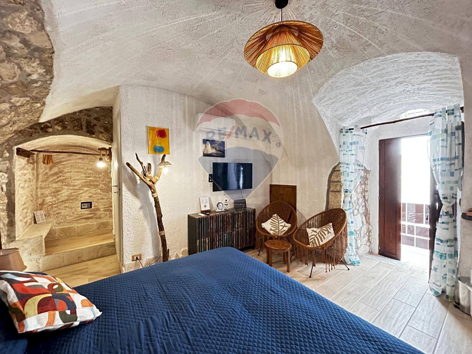 Camera / camera da letto - Three-room apartment Via Bacco
 
11-12-16, Vieste - photo 1