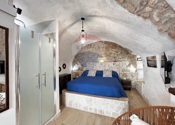 Camera / camera da letto - Trilocale Via Bacco
 
11-12-16, Vieste - foto 20