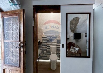 Dettagli - Trilocale Via Bacco
 
11-12-16, Vieste - foto 24